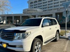 Фото авто Toyota Land Cruiser