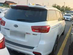 Сүрөт унаа Kia Carnival