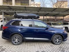 Фото авто Mitsubishi Outlander