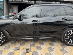 Сүрөт унаа BMW X7