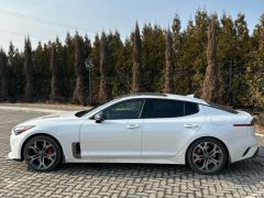 Сүрөт унаа Kia Stinger