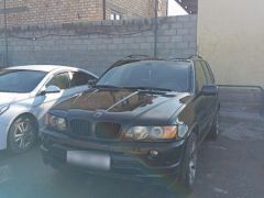 Photo of the vehicle BMW X5