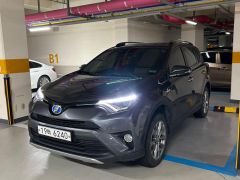 Сүрөт унаа Toyota RAV4