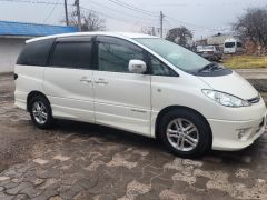 Фото авто Toyota Estima