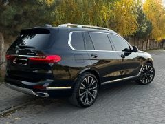 Сүрөт унаа BMW X7