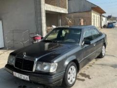 Сүрөт унаа Mercedes-Benz W124