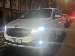 Фото авто Kia Carnival