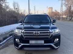 Photo of the vehicle Toyota Land Cruiser