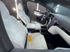 Photo of the vehicle Tesla Model X