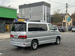 Photo of the vehicle Toyota HiAce