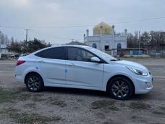 Photo of the vehicle Hyundai Accent