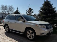 Photo of the vehicle Toyota Highlander