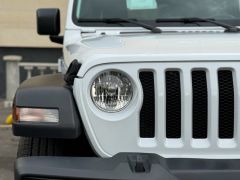 Сүрөт унаа Jeep Wrangler