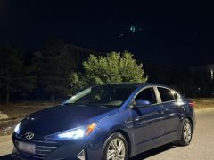 Сүрөт унаа Hyundai Elantra