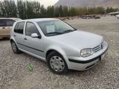 Фото авто Volkswagen Golf