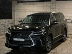 Photo of the vehicle Lexus LX