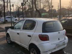 Фото авто Toyota Vitz