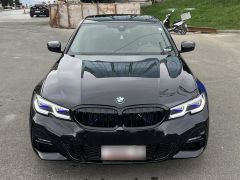 Photo of the vehicle BMW 3 Series