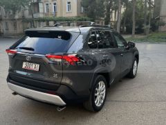 Сүрөт унаа Toyota RAV4