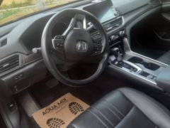 Фото авто Honda Accord