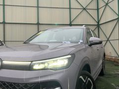 Фото авто Volkswagen Tiguan