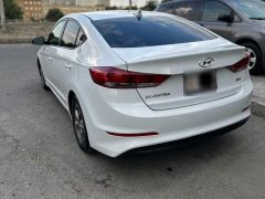 Photo of the vehicle Hyundai Elantra