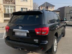 Сүрөт унаа Toyota Sequoia