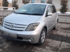 Сүрөт унаа Toyota Ist