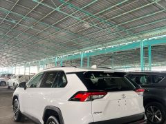 Сүрөт унаа Toyota RAV4