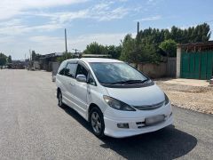 Photo of the vehicle Toyota Estima