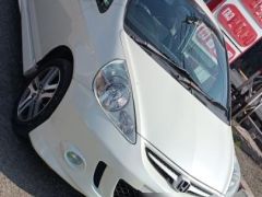 Photo of the vehicle Honda Fit