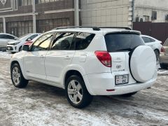 Фото авто Toyota RAV4