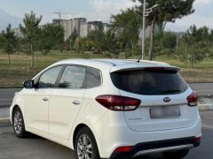 Сүрөт унаа Kia Carens