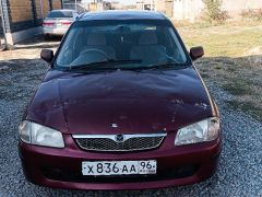 Сүрөт унаа Mazda Familia