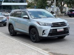 Сүрөт унаа Toyota Highlander