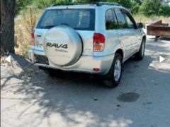 Сүрөт унаа Toyota RAV4