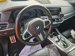 Фото авто BMW X7