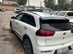 Photo of the vehicle Kia Niro