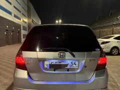 Фото авто Honda Fit