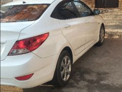 Сүрөт унаа Hyundai Solaris