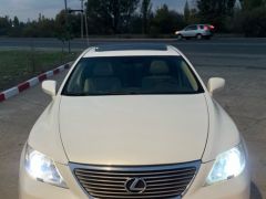 Photo of the vehicle Lexus LS