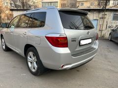 Сүрөт унаа Toyota Highlander