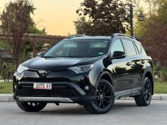 Photo of the vehicle Toyota RAV4