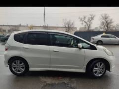 Photo of the vehicle Honda Fit