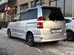 Сүрөт унаа Toyota Noah