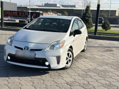 Сүрөт унаа Toyota Prius