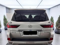 Photo of the vehicle Lexus LX