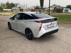 Фото авто Toyota Prius