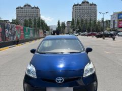 Фото авто Toyota Prius