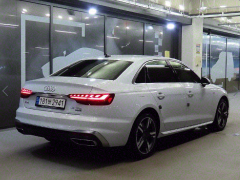 Photo of the vehicle Audi A4